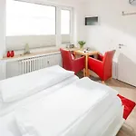 Haus Karlstrasse Ferienwohnung Helena